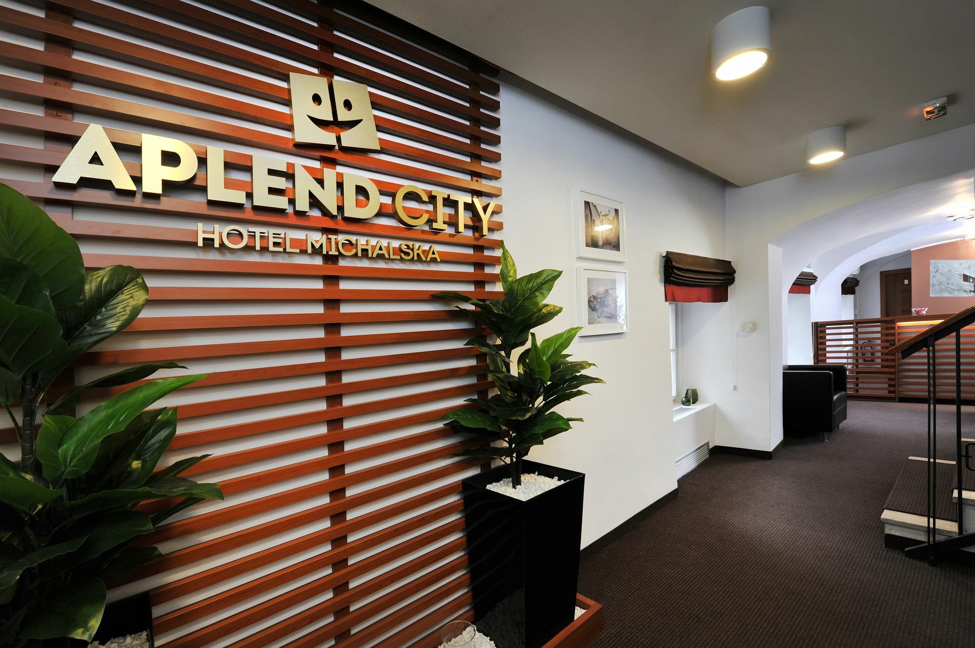 Aplend City Bastova 1 Bratislava Extérieur photo