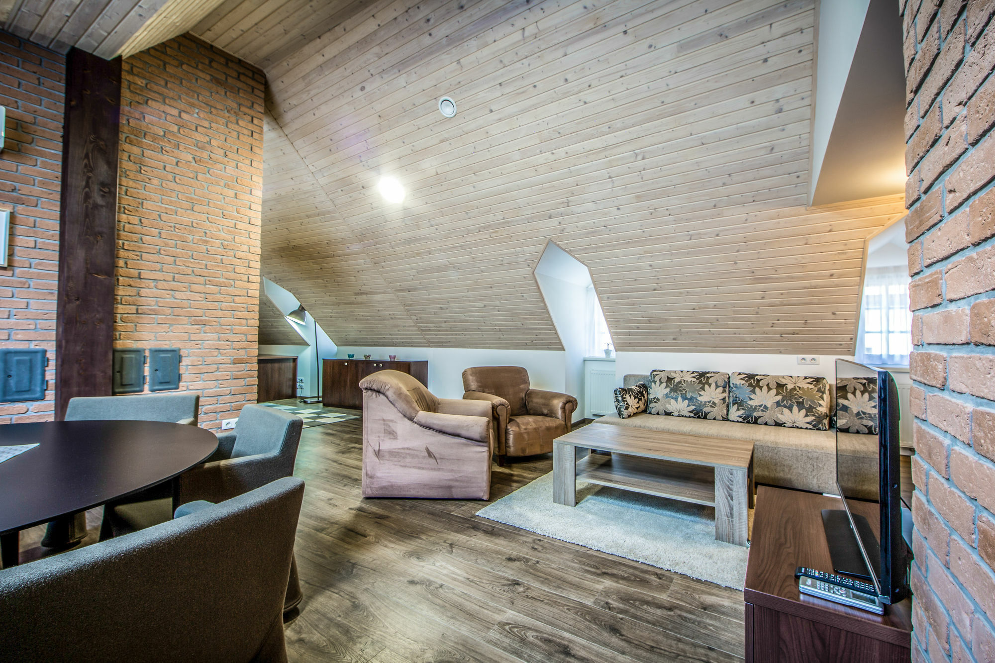Aplend City Bastova 1 Bratislava Extérieur photo